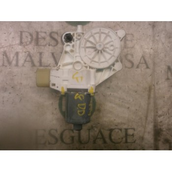 MOTOR ELEVALUNAS DELANTERO DERECHO 67626927028 0130822227 0130822227