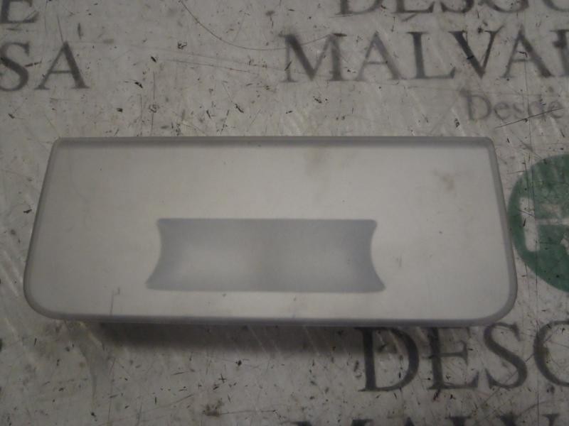 Recambio de piloto interior para bmw serie 1 berlina (e81/e87) 120d referencia OEM IAM 61316951252  