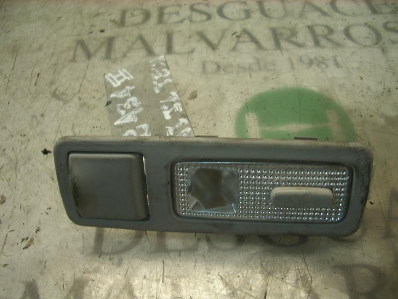 Recambio de piloto interior para peugeot 307 break / sw (s1) break xs referencia OEM IAM   