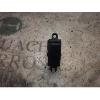 MANDO ELEVALUNAS DELANTERO DERECHO 25411AV600 25411AV600 