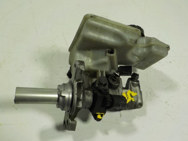 Recambio de bomba freno para skoda octavia combi (5e5) 1.6 tdi dpf referencia OEM IAM   