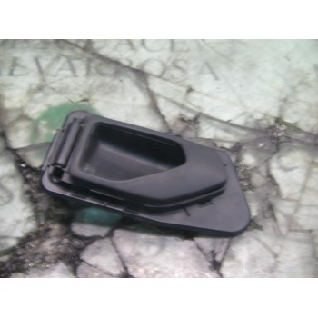 MANETA INTERIOR DELANTERA IZQUIERDA 