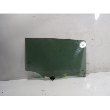 CRISTAL PUERTA TRASERO DERECHO 834213U010A 