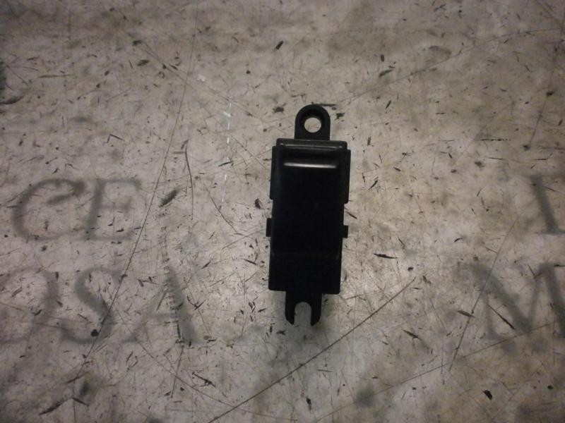 Recambio de mando elevalunas trasero izquierdo para nissan primera berlina (p12) visia referencia OEM IAM 25411AV600 25411AV600 