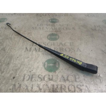 BRAZO LIMPIA DELANTERO IZQUIERDO 