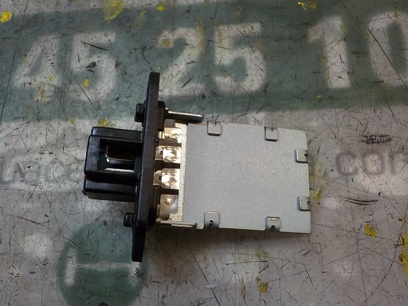 Recambio de resistencia calefaccion para hyundai i10 1.1 12v cat referencia OEM IAM 9703507000  
