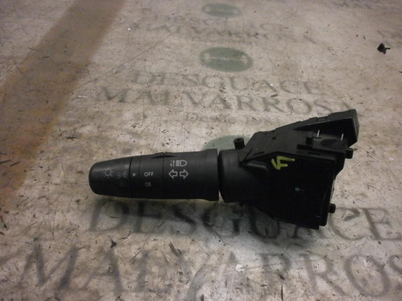 Recambio de mando luces para nissan primera berlina (p12) visia referencia OEM IAM 25540AV620 25540AV620 