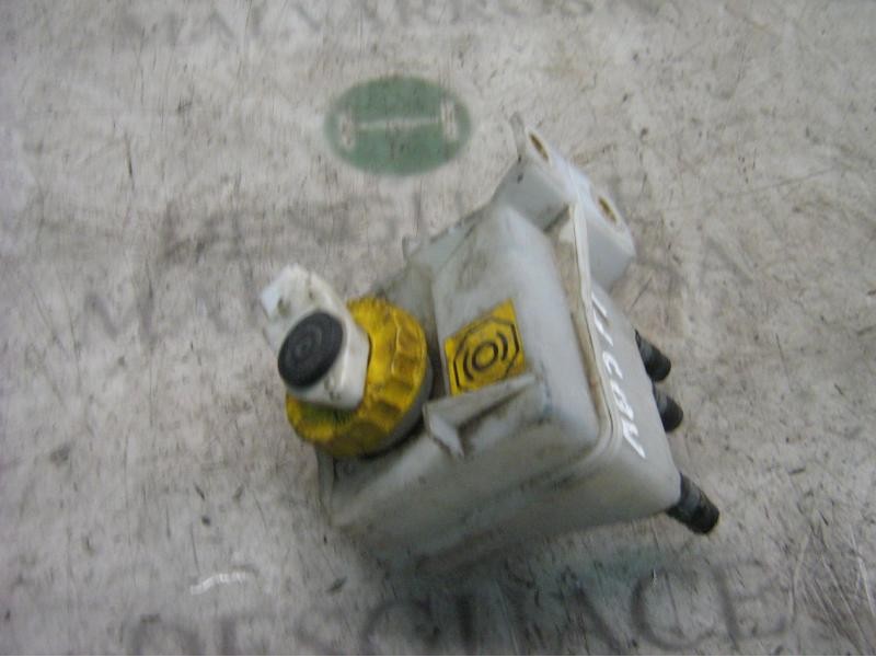 Recambio de deposito servo para fiat bravo (182) jtd 105 / 100 sx referencia OEM IAM   