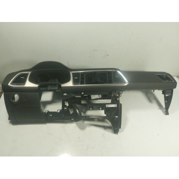 SALPICADERO 576857003QPLT 575880204D