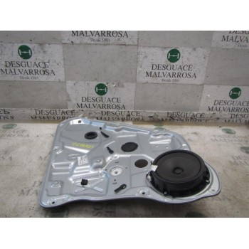 ELEVALUNAS TRASERO DERECHO 834811H010 