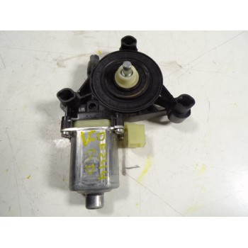 MOTOR ELEVALUNAS DELANTERO DERECHO 8W0959802 8W0959802 0130822704