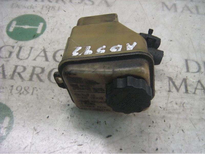 Recambio de deposito servo para hyundai coupe (j2) 1.6 fx coupe referencia OEM IAM 5715029014  