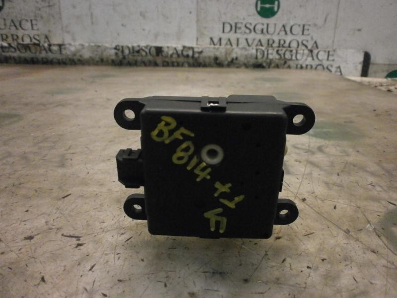 Recambio de motor apertura trampillas climatizador para nissan primera berlina (p12) visia referencia OEM IAM 27730AV600 3T05030