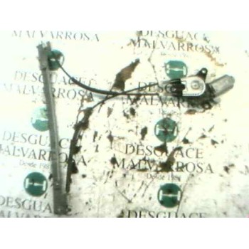 ELEVALUNAS DELANTERO DERECHO 