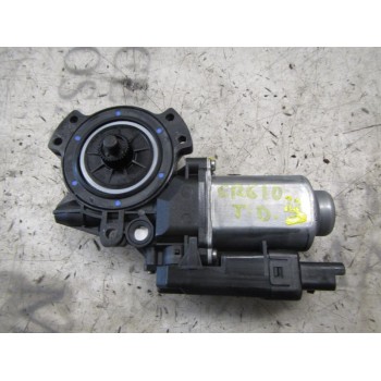 MOTOR ELEVALUNAS TRASERO DERECHO 834601H010 402058D 