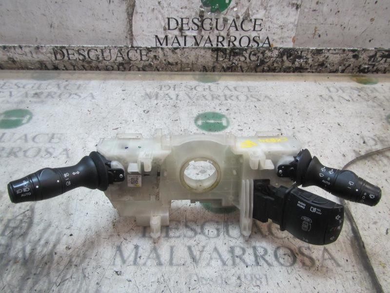 Recambio de mando luces para renault megane iii coupe 1.9 dci diesel fap referencia OEM IAM 255670019R  