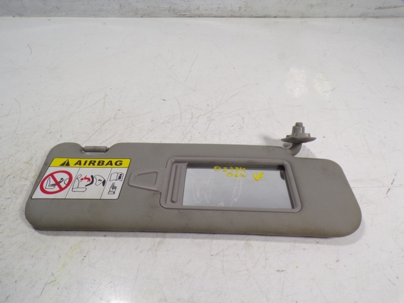 Recambio de parasol derecho para kia sportage concept 4x2 referencia OEM IAM 852203W280ED  