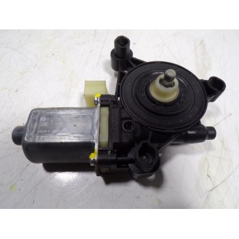 MOTOR ELEVALUNAS DELANTERO IZQUIERDO 5Q0959801B 5Q0959801B 