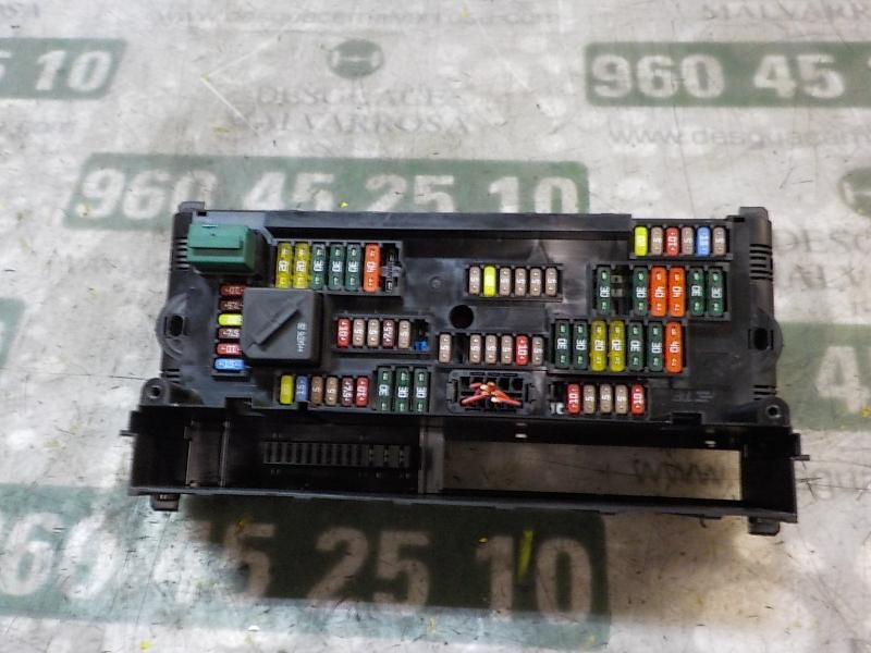 Recambio de caja reles / fusibles para bmw serie 5 touring (f11) 520d referencia OEM IAM 61149252815 9252815 317033442
