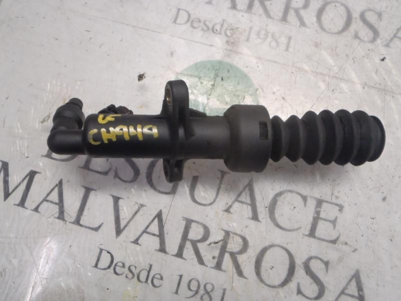 Recambio de bombin embrague para peugeot 407 sr confort referencia OEM IAM 218295  