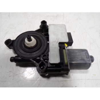 MOTOR ELEVALUNAS TRASERO DERECHO 5Q0959812A 5Q0959812A 0130822724