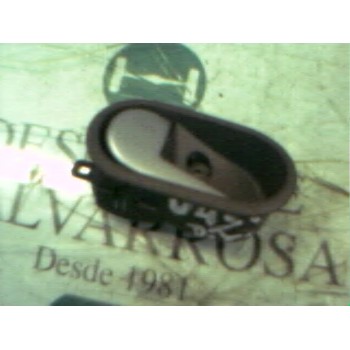 MANETA INTERIOR DELANTERA IZQUIERDA 