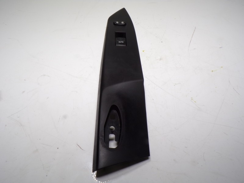 Recambio de mando elevalunas delantero derecho para lexus ct 1.8 16v cat (híbrido) referencia OEM IAM 8481033120 7423176010 