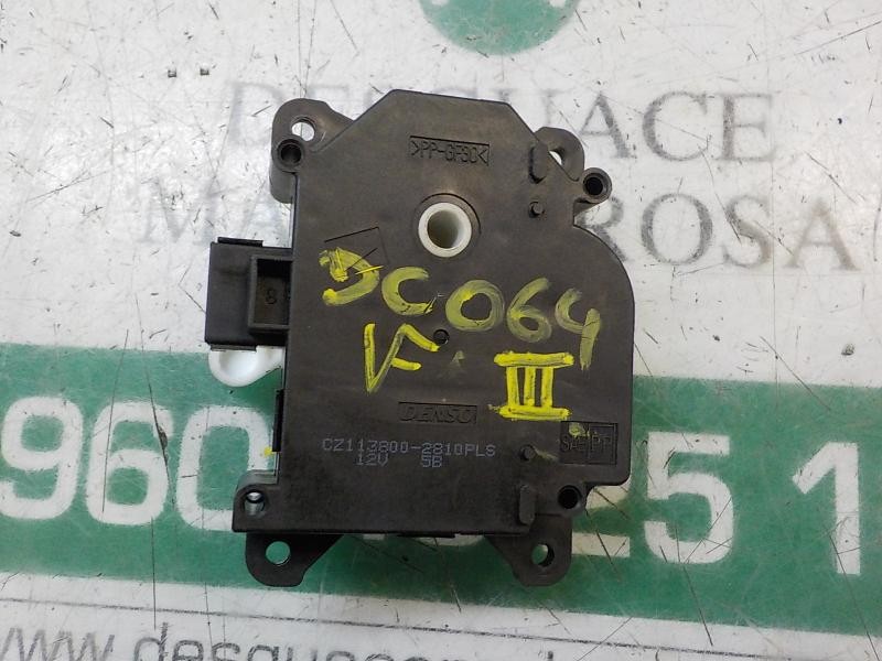 Recambio de motor apertura trampillas climatizador para toyota yaris referencia OEM IAM  1138002810 1138002810