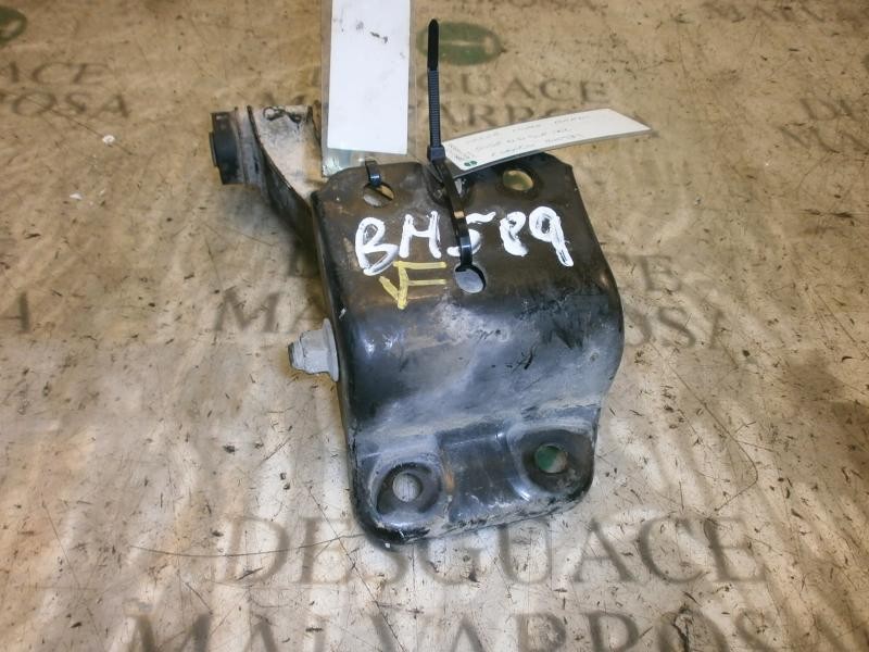 Recambio de brazo suspension superior delantero derecho para nissan primera berlina (p11) 2.0 turbodiesel cat referencia OEM IAM