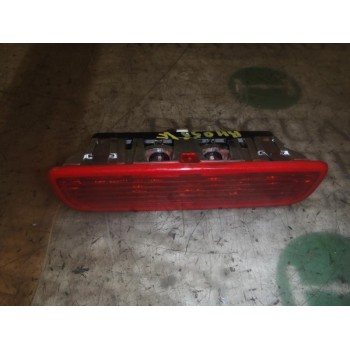 PILOTO TRASERO CENTRAL 