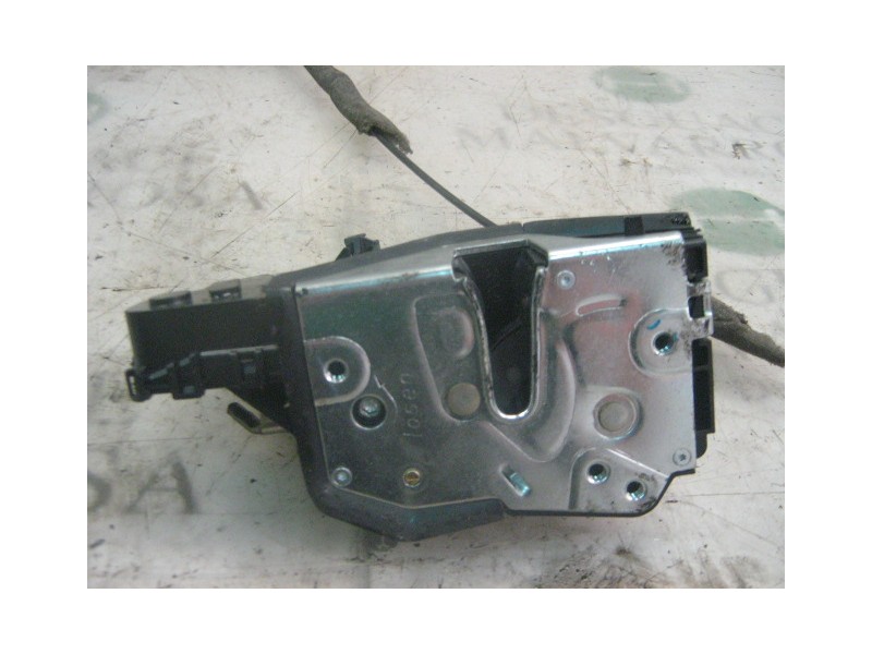Recambio de cerradura puerta trasera izquierda para bmw serie 3 berlina (e46) 320d referencia OEM IAM 51227011309  