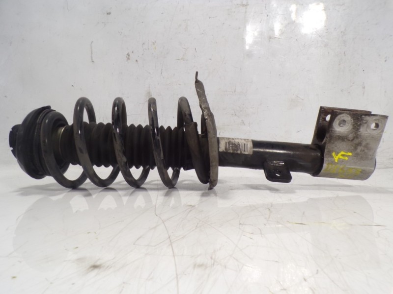 Recambio de amortiguador delantero derecho para peugeot 5008 2.0 blue-hdi fap referencia OEM IAM 9807734680 9807730580 