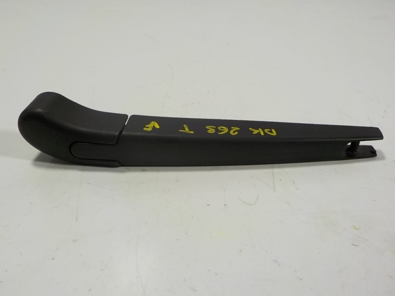 Recambio de brazo limpia trasero para kia cee´´d 1.4 crdi cat referencia OEM IAM 98811A2000  