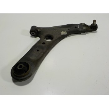 BRAZO SUSPENSION INFERIOR DELANTERO DERECHO 