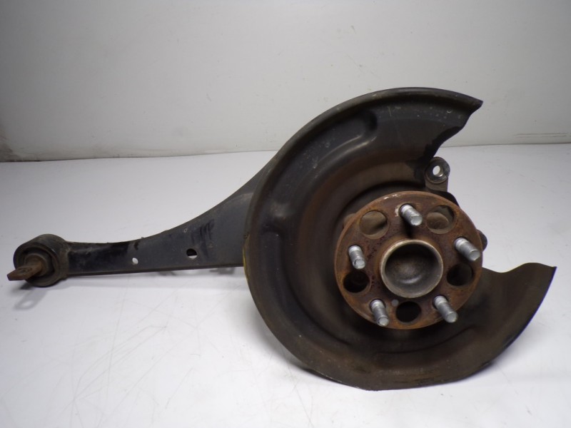 Recambio de mangueta trasera izquierda para lexus ct 1.8 16v cat (híbrido) referencia OEM IAM 4230512240  4245076020