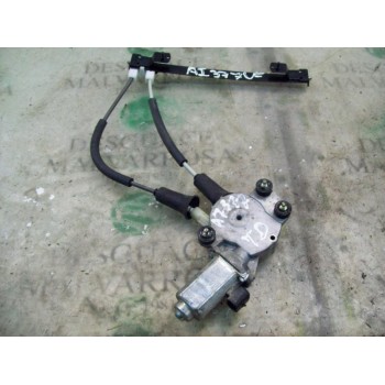 ELEVALUNAS TRASERO DERECHO 