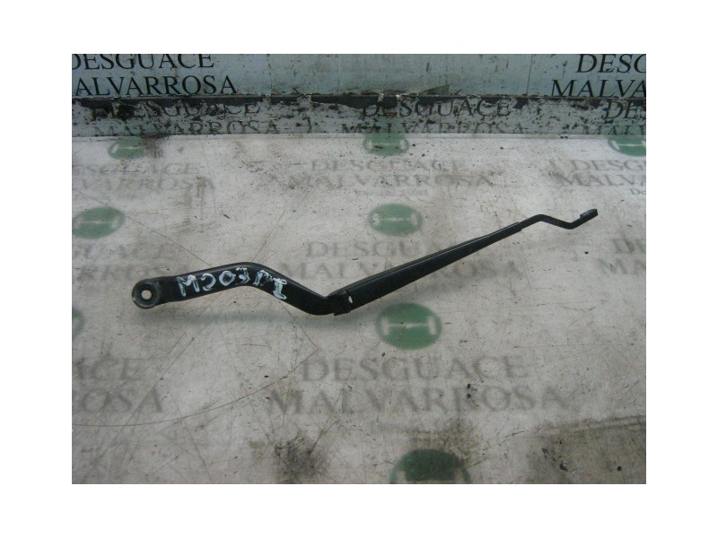 Recambio de brazo limpia delantero izquierdo para nissan almera (n16/e) comfort referencia OEM IAM   