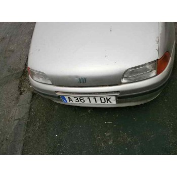 FIAT PUNTO BERLINA (176)