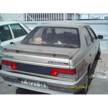 PEUGEOT 405 BERLINA