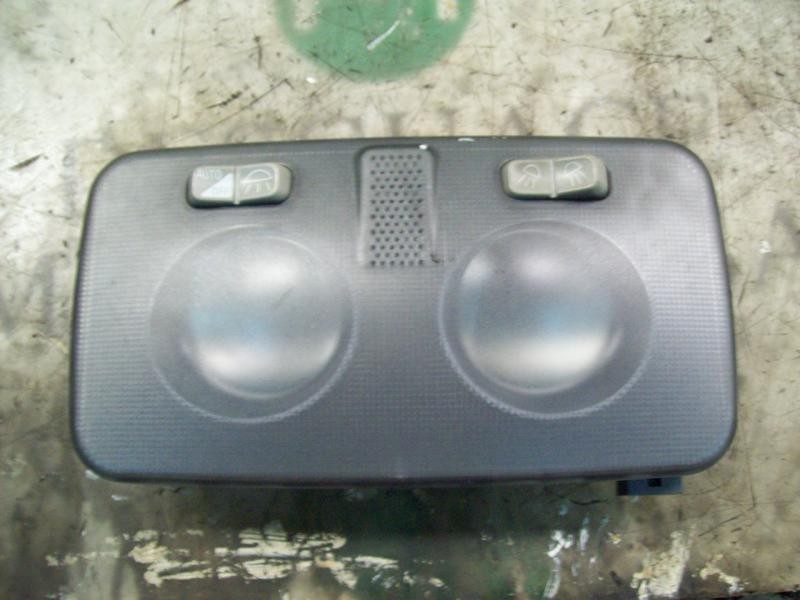 Recambio de piloto interior para alfa romeo 147 (190) 2.0 t.spark distinctive referencia OEM IAM   