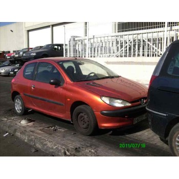 PEUGEOT 206 BERLINA