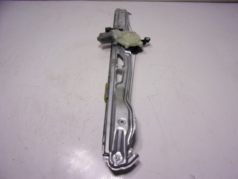 Recambio de elevalunas delantero izquierdo para ford transit furgón (tts) 2.0 tdci cat referencia OEM IAM 2472176 BK31V23201AF 