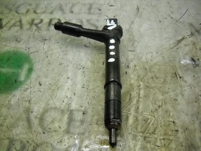 Recambio de inyector para opel corsa c sport referencia OEM IAM   