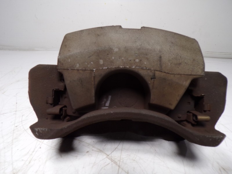Recambio de pinza freno delantera izquierda para lexus ct 1.8 16v cat (híbrido) referencia OEM IAM 4775047060  