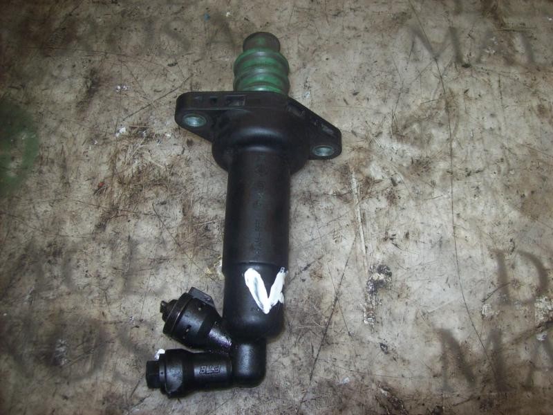 Recambio de bomba embrague para seat leon (1m1) 1.9 tdi referencia OEM IAM   