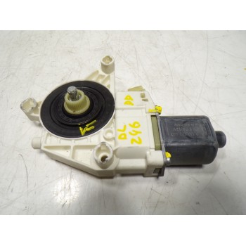 MOTOR ELEVALUNAS DELANTERO DERECHO A2129066702 A2048200242 