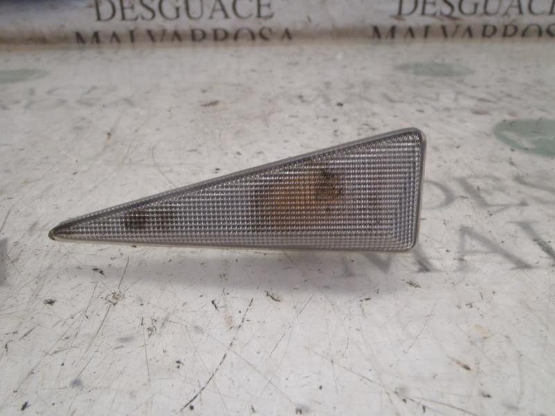 Recambio de piloto lateral derecho para renault megane ii berlina 5p confort dynamique referencia OEM IAM   