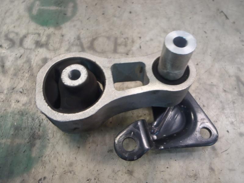 Recambio de soporte cambio para ford fiesta (cb1) trend referencia OEM IAM 2282065  