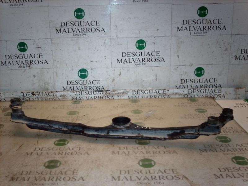 Recambio de travesaño inferior para seat ibiza (6k) cl referencia OEM IAM   