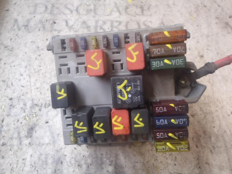 Recambio de caja reles / fusibles para fiat punto berlina (188) 1.2 8v elx (i) referencia OEM IAM   